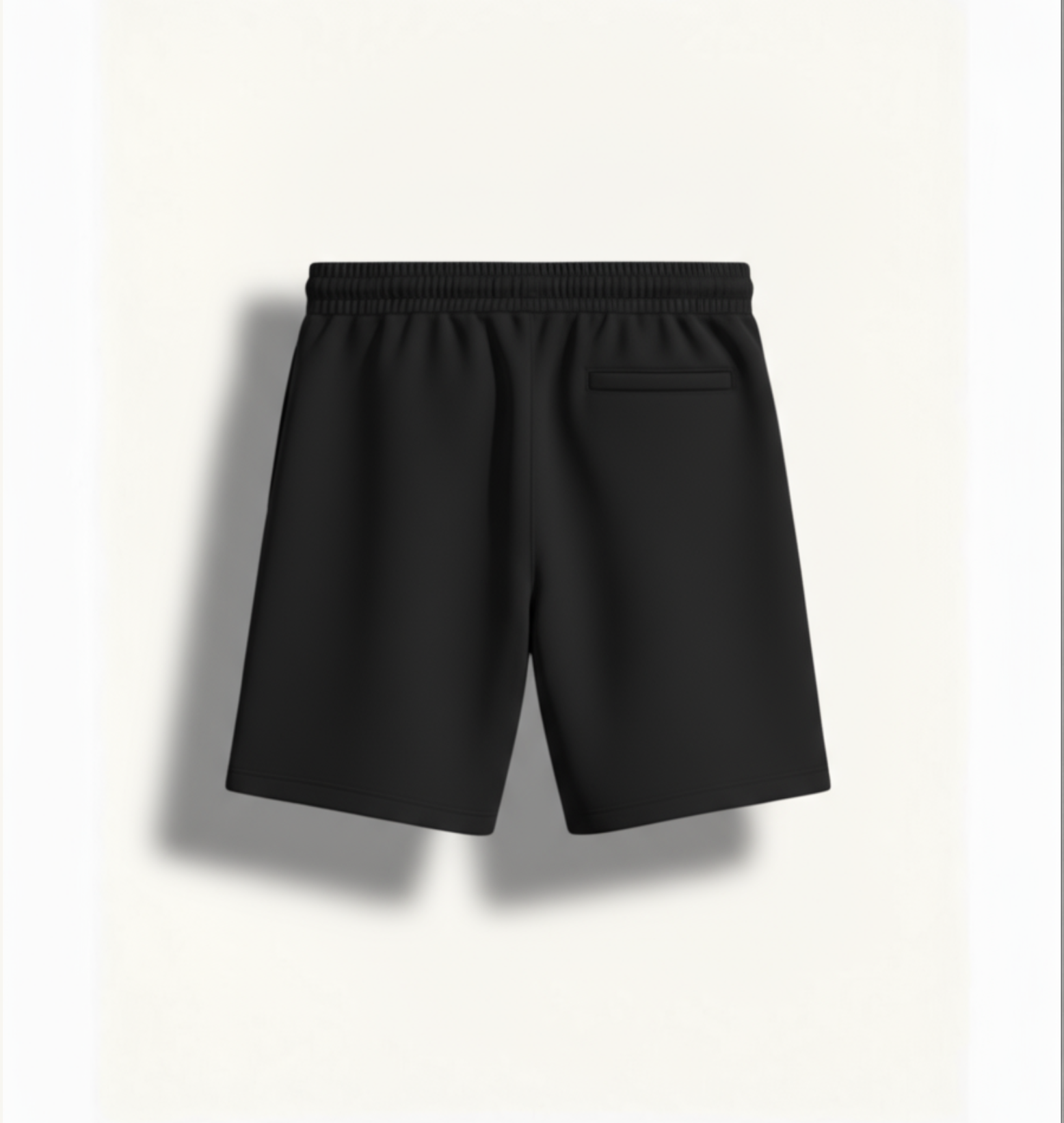 „Rückseite der schwarzen Niklo Auri Performance Shorts – clean athletic design.“